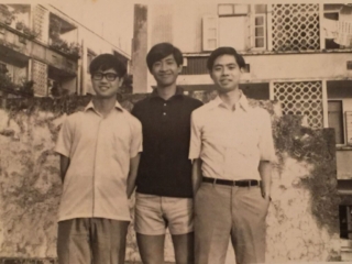 周家三兄弟攝於澳門家居天台（1972）